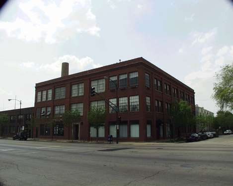 538-542 N Western Ave in Chicago, IL - Building Photo - Other