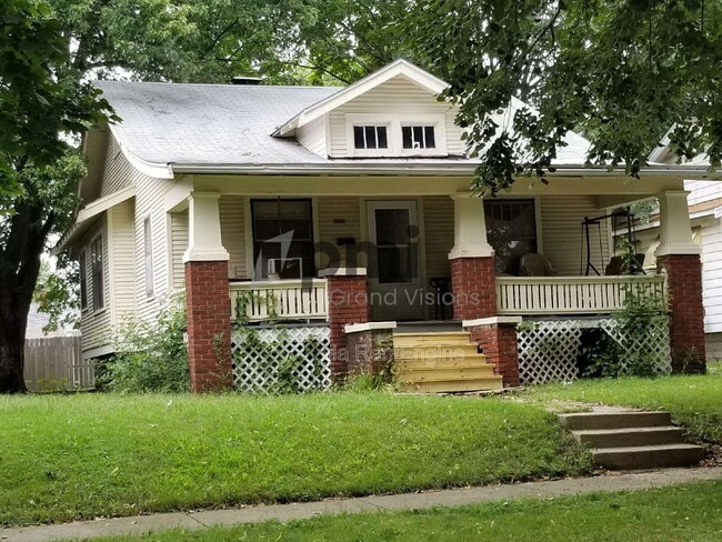 property at 1312 E Olive St