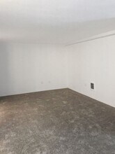 6701 S Monroe St in Tacoma, WA - Building Photo - Building Photo