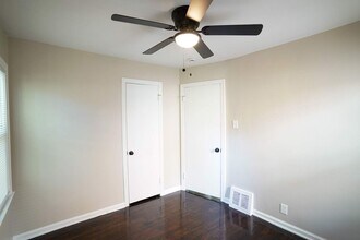 8606 Cloverlawn Ave in Detroit, MI - Building Photo - Building Photo
