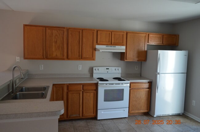 869 Silvercrest Dr in Myrtle Beach, SC - Building Photo - Building Photo