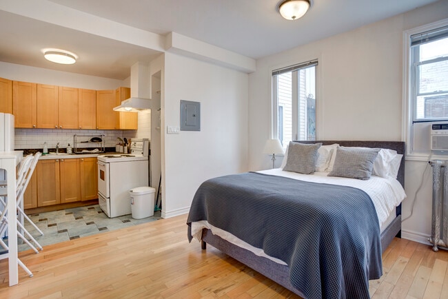 925 Rue Cherrier in Montréal, QC - Building Photo - Building Photo