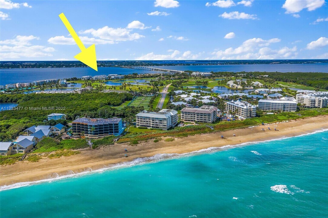 145 NE Edgewater Dr-Unit -4105 in Stuart, FL - Building Photo