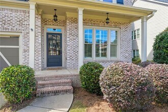 3750 Sweeting St in Cumming, GA - Building Photo - Building Photo