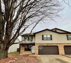 1632 Progress Ln in Belleville, IL - Building Photo