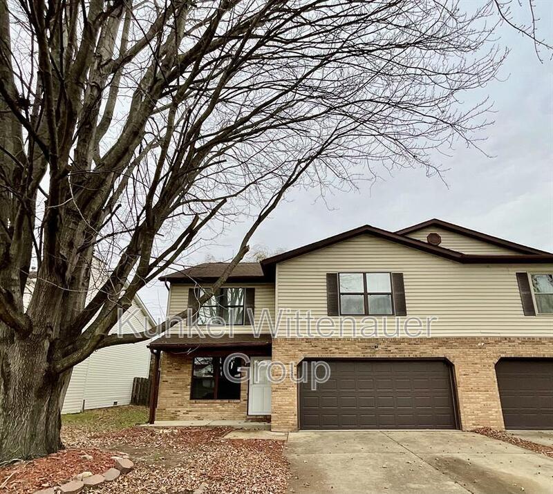 1632 Progress Ln in Belleville, IL - Building Photo