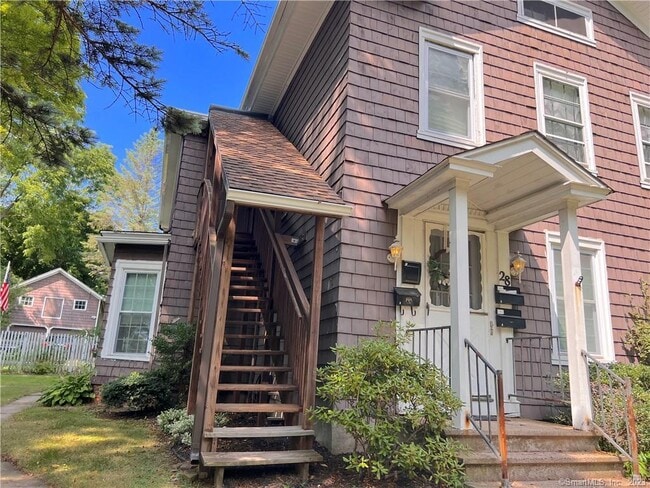 28 N Elm St in Wallingford, CT - Building Photo - Building Photo
