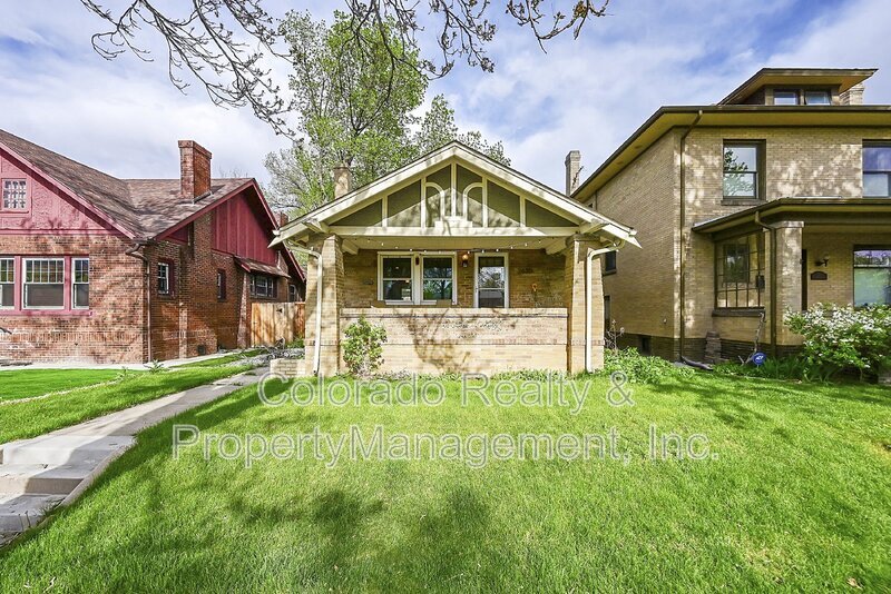 2630 N York Ct in Denver, CO - Building Photo