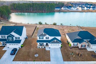 1024 Loretta Ln in New Bern, NC - Building Photo - Building Photo
