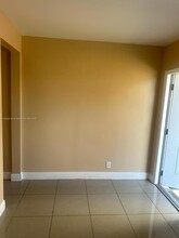 1909 Plunkett St in Hollywood, FL - Building Photo - Building Photo