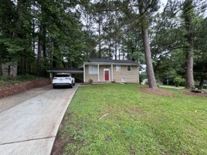 2876 Battle Forrest Dr in Decatur, GA - Building Photo - Building Photo