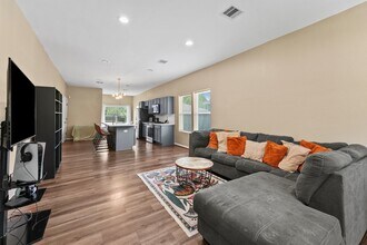 3706 Nathaniel Brown St in Houston, TX - Building Photo - Building Photo