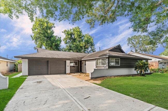 property at 8231 Garden Parks Dr