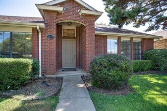 2817 Downing St in Flower Mound, TX - Building Photo - Building Photo