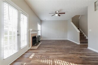 652 Stonemill Manor in Lithonia, GA - Building Photo - Building Photo