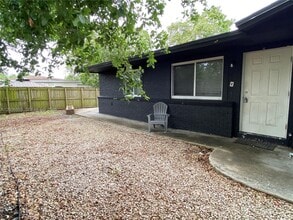 6132 SW 39th St in Miramar, FL - Building Photo - Building Photo