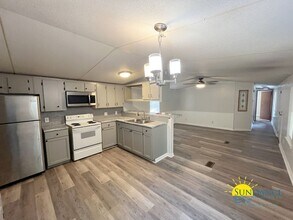 433 Hickory Ave in Niceville, FL - Building Photo - Building Photo