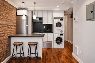 115 Mulberry St, Unit 4F in New York, NY - Building Photo - Building Photo