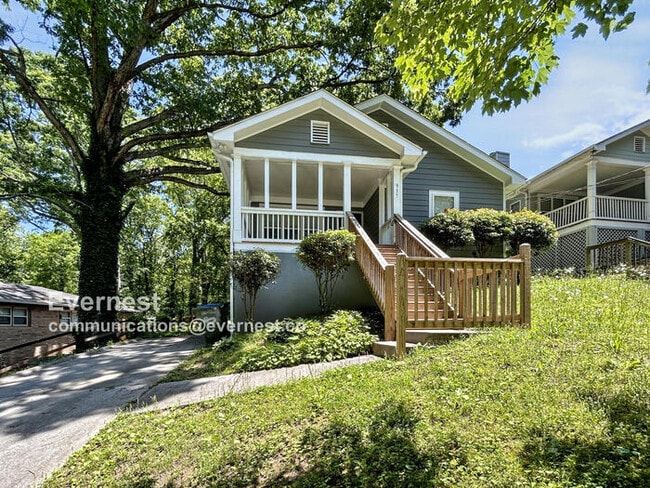 property at 917 Ridge Ave NW