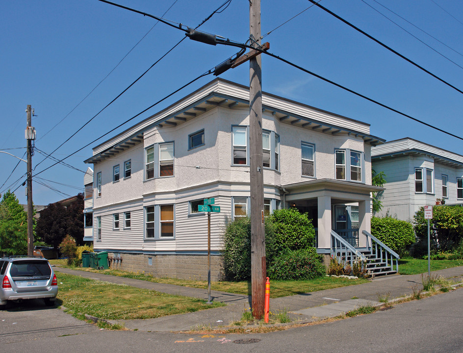 5803 20th Ave NW in Seattle, WA - Building Photo