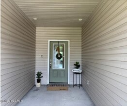 205 Acadian Lk Dr in Duson, LA - Building Photo - Building Photo
