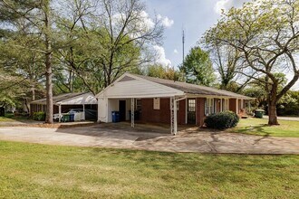 2019 S Lumpkin St in Athens, GA - Building Photo - Building Photo