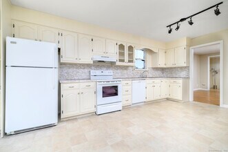 43 Plankton St in Bridgeport, CT - Building Photo - Building Photo