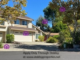 2245 Highcliff Ct in Martinez, CA - Building Photo