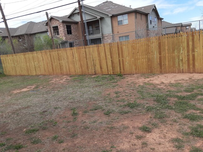 1511 E Auburn St in Lubbock, TX - Building Photo - Building Photo