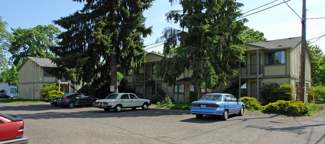 616 W 4th Ave in Eugene, OR - Building Photo - Building Photo