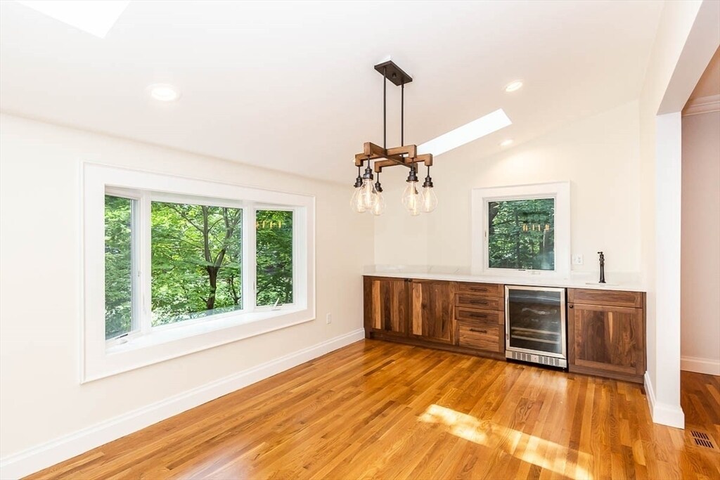 41 Carlton St, Unit 3 in Brookline, MA - Building Photo