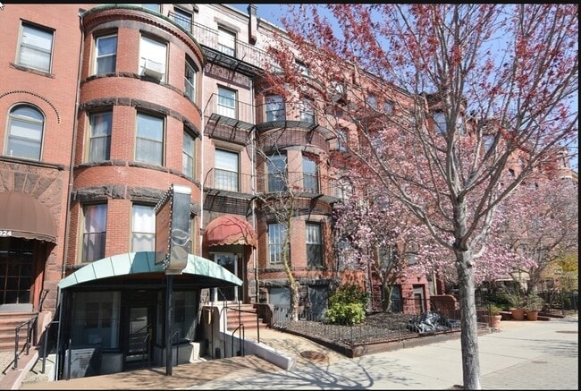 property at 922 Beacon St