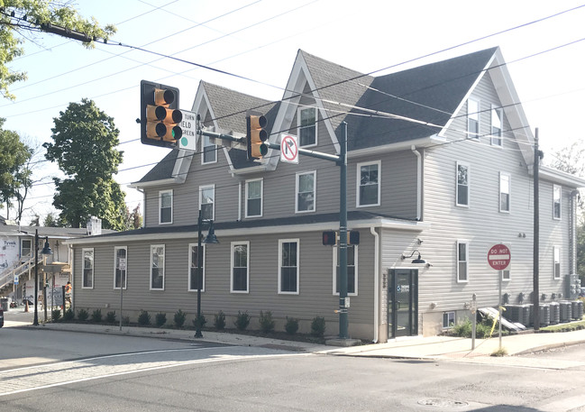 1847-1855 W Point Pike