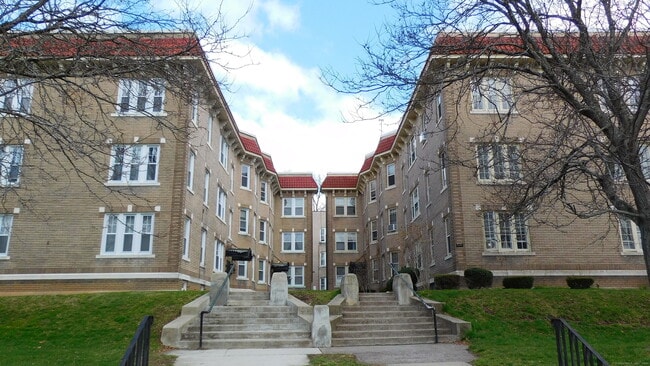 property at 704 Farmington Ave