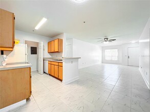 6524 Swissco Dr-Unit -1012 in Orlando, FL - Building Photo - Building Photo