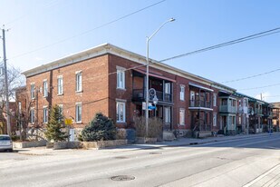 82-94 Preston St in Ottawa, ON - Building Photo