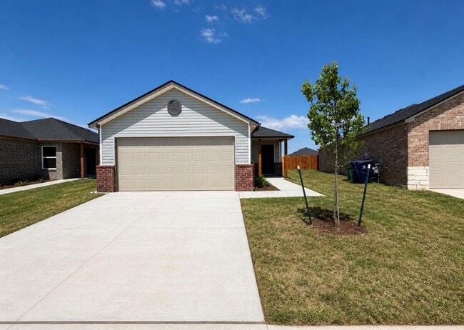 12857 Torretta Wy in Yukon, OK - Building Photo - Building Photo