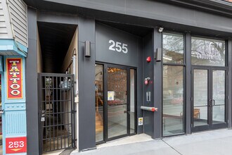 255 Newark Ave in Jersey City, NJ - Building Photo - Building Photo