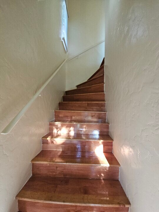 504 N Sweetzer Ave, Unit 504 1/2 in West Hollywood, CA - Foto de edificio