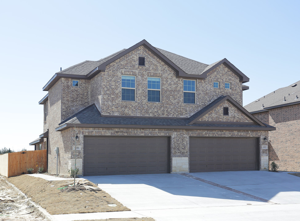 Skyview Meadows Midlothian, TX in Midlothian, TX - Building Photo