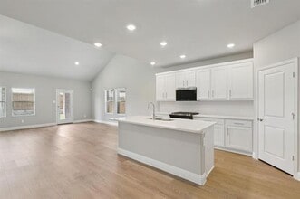 6625 Vly Lk Ln in Fort Worth, TX - Building Photo - Building Photo