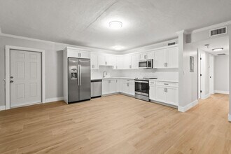 324 Southwind Dr in North Palm Beach, FL - Building Photo - Building Photo