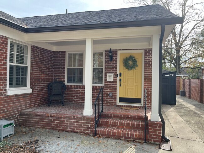 property at 637 Columbus Dr