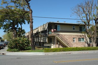 270 Dunster Dr in Campbell, CA - Foto de edificio - Building Photo