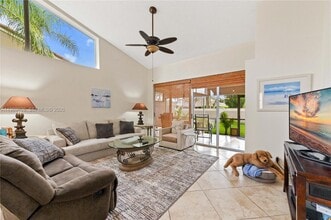 401 Sabal Palm Ln in Palm Beach Gardens, FL - Building Photo - Building Photo