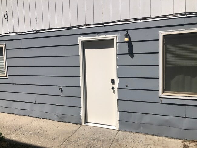 518 SW City View St, Unit 518