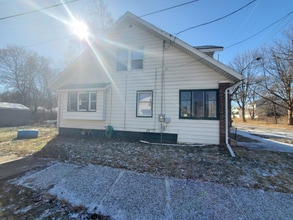 601 Lathrop St in Lansing, MI - Foto de edificio - Building Photo