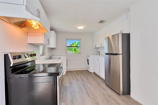 property at 6130 SW 32nd St