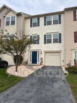 205 Arctic Ln in Smyrna, DE - Building Photo