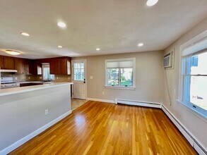 86 Hawthorne St in Belmont, MA - Building Photo - Building Photo